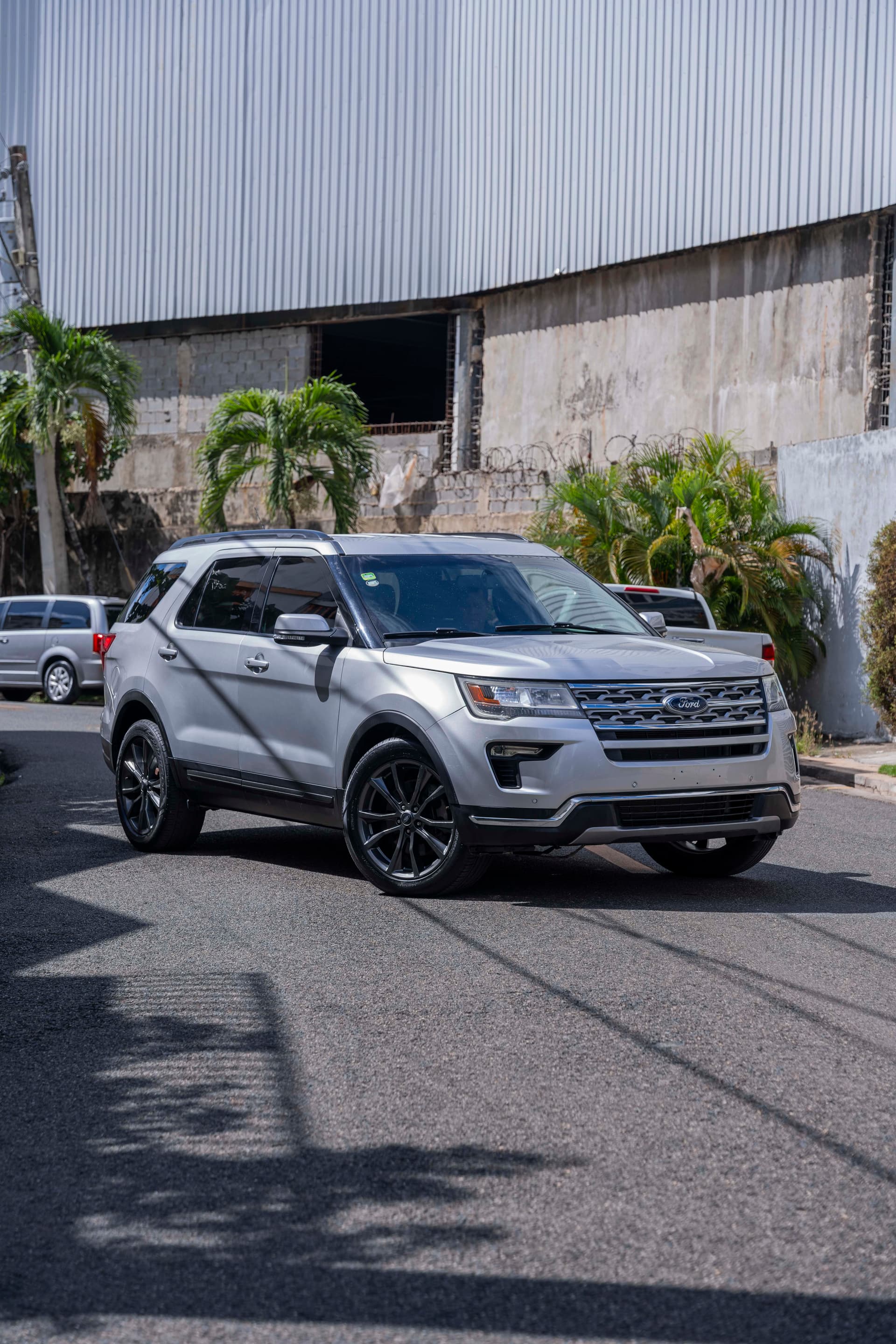 Ford Explorer XLT 2018 Gris