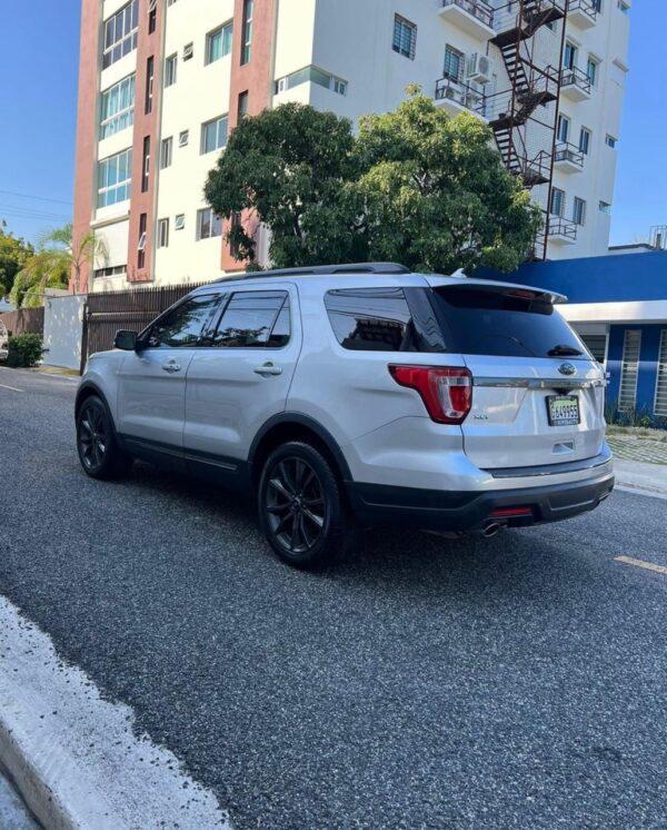 FORD EXPLORER XLT 2018 - Imagen 10